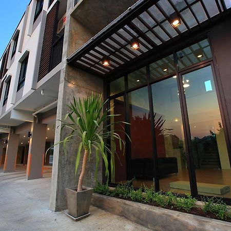 The Plubpla Serviced Apartment Bangkok Dış mekan fotoğraf