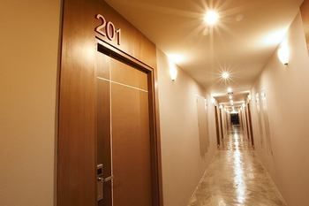 The Plubpla Serviced Apartment Bangkok Dış mekan fotoğraf