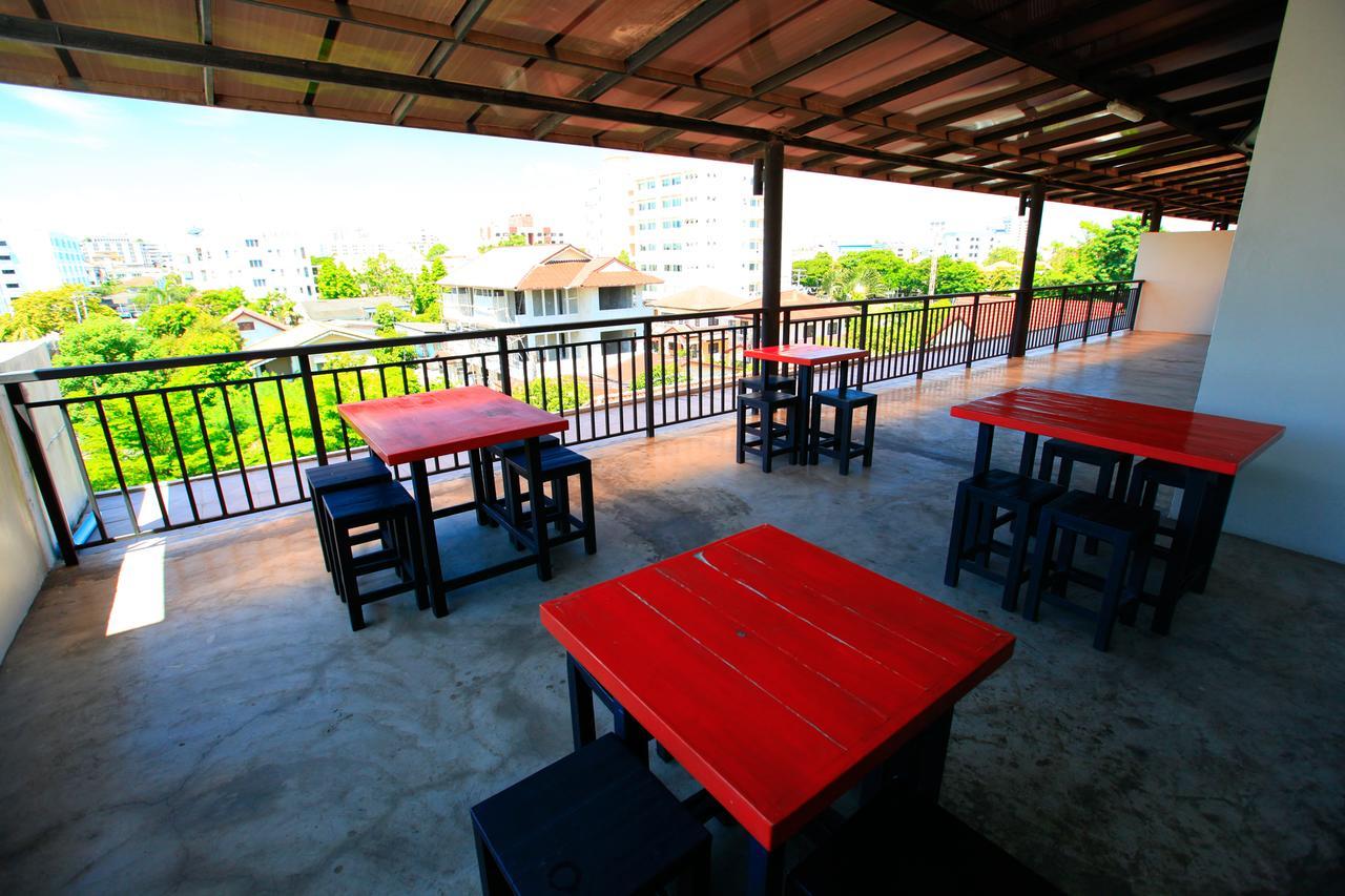 The Plubpla Serviced Apartment Bangkok Dış mekan fotoğraf