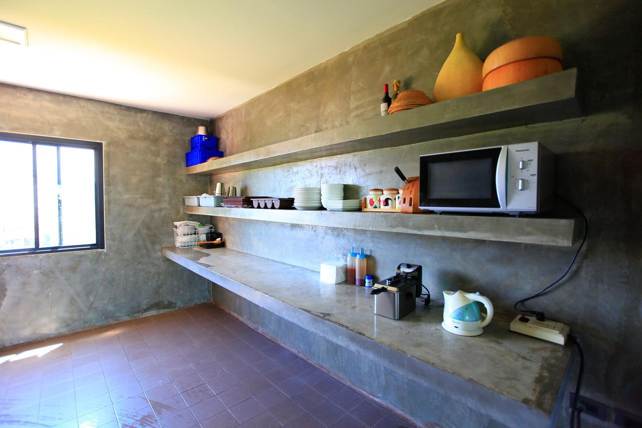 The Plubpla Serviced Apartment Bangkok Dış mekan fotoğraf