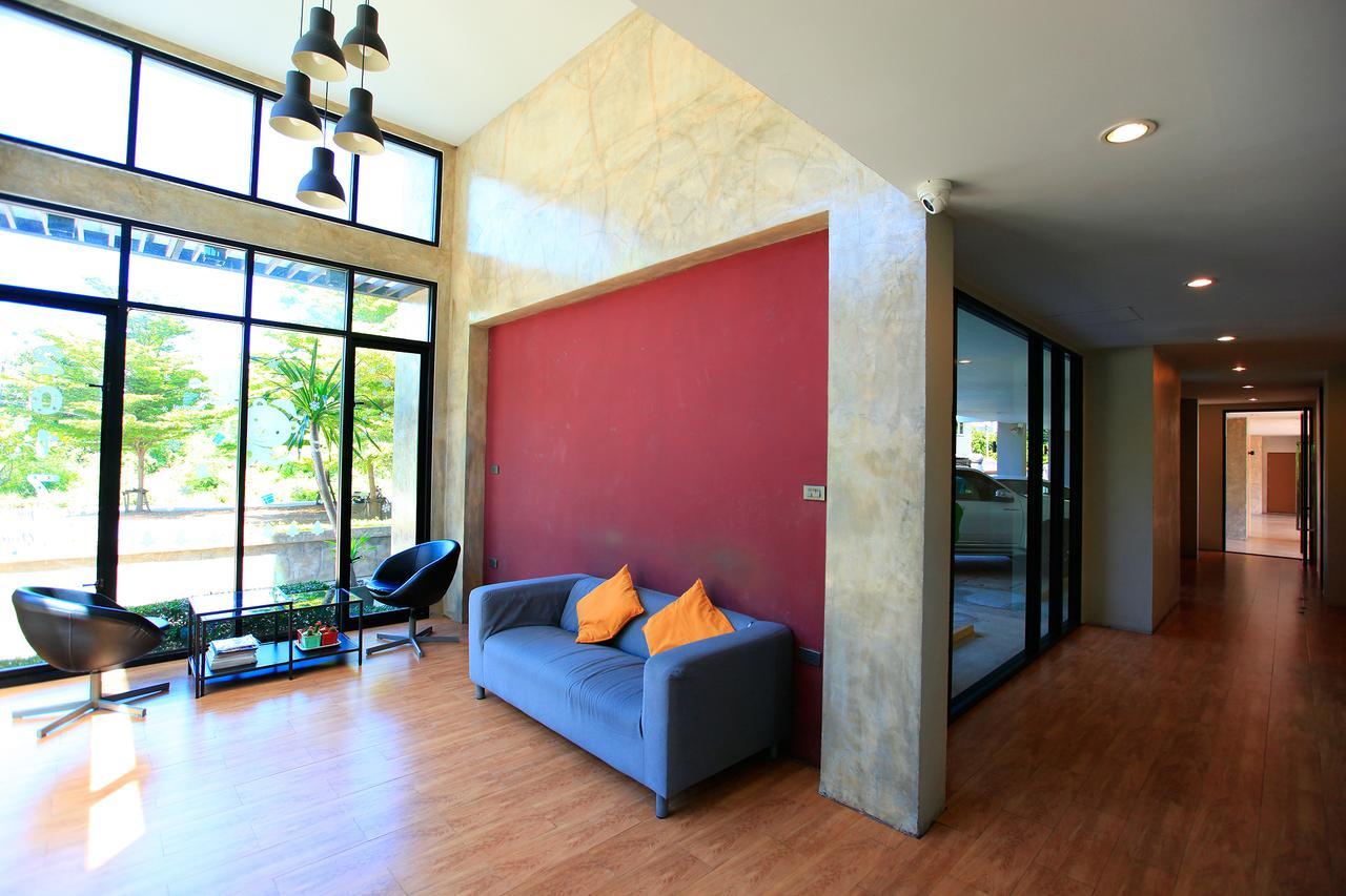 The Plubpla Serviced Apartment Bangkok Dış mekan fotoğraf